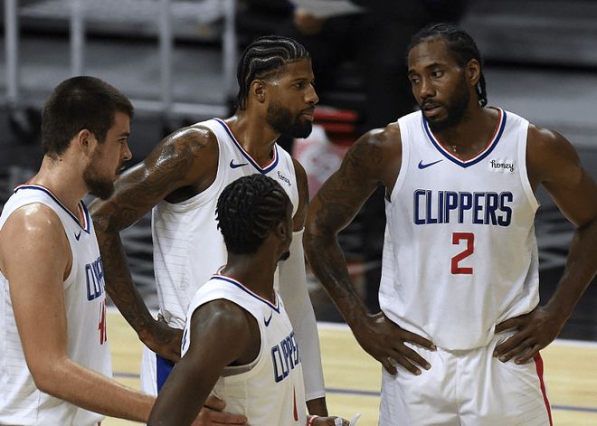 记者：伊萨克已回归纽卡训练，本周他将与俱乐部讨论未来