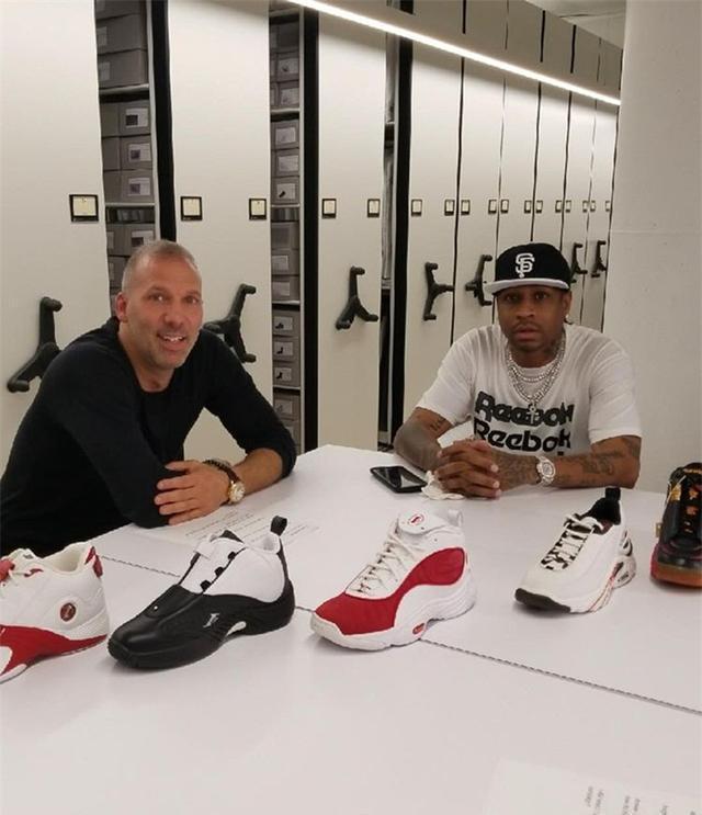 齐沃：要振作和学习，足球和生活总会有转机；伤员周日难复出