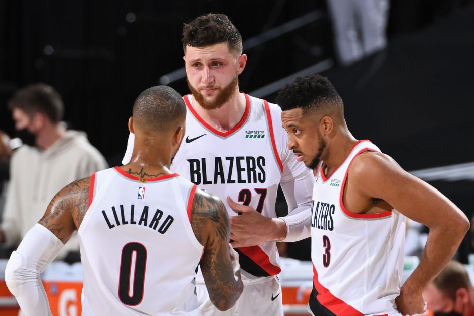 NBA第一球痴！塔图姆穿保护靴+水下训练，连出席婚礼都要训练